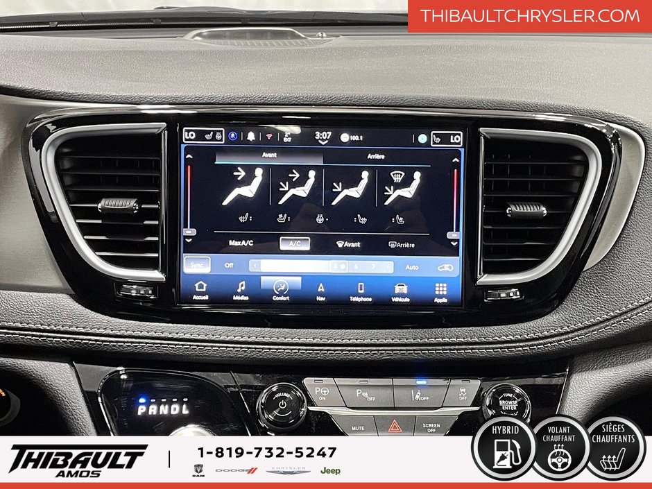 2024 Chrysler Pacifica Hybrid Premium S Appearance