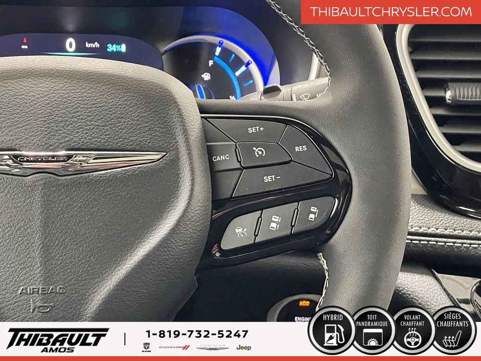 2024 Chrysler Pacifica Hybrid Premium S Appearance