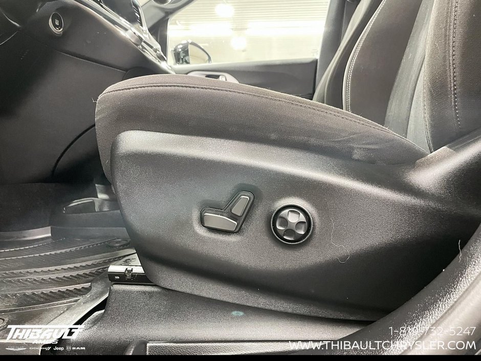 2022 Chrysler Pacifica Touring