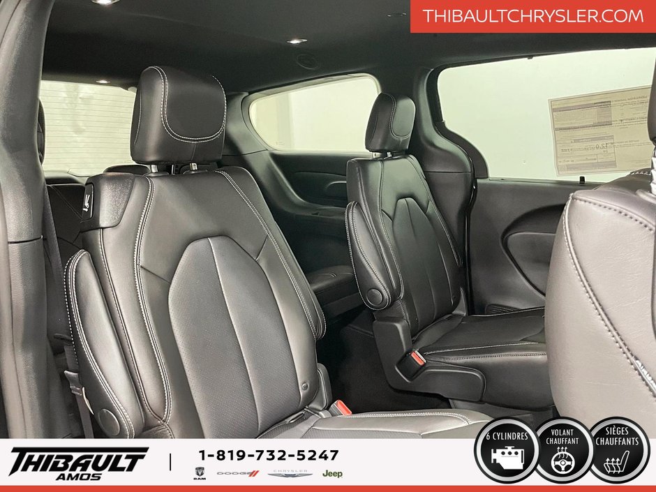 Chrysler Pacifica SELECT AWD 2026