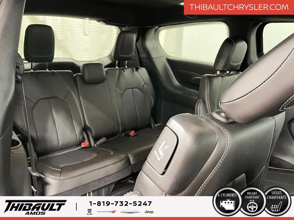 Chrysler Pacifica SELECT AWD 2026