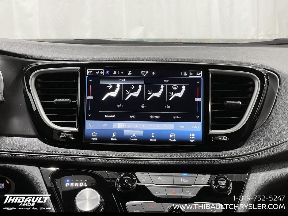2026 Chrysler Pacifica SELECT AWD