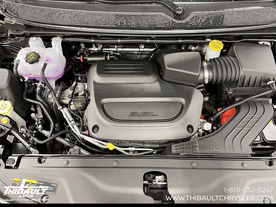 2026 Chrysler Pacifica SELECT AWD