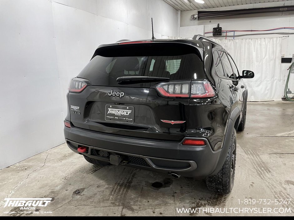 2020 Jeep Cherokee Trailhawk