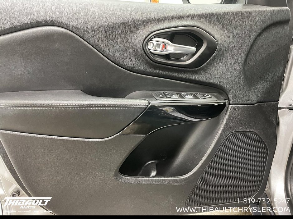 2021 Jeep Cherokee Altitude