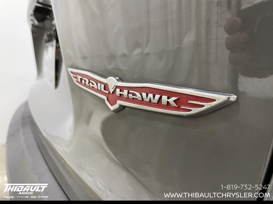 2022 Jeep Cherokee Trailhawk