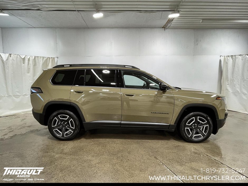 2026 Jeep Cherokee LAREDO