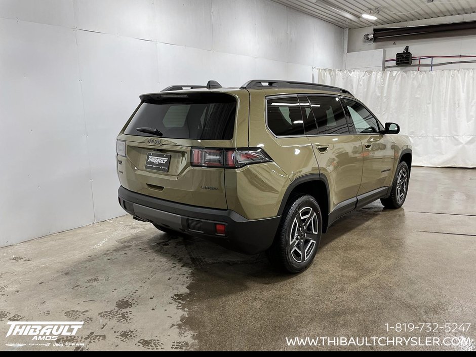 2026 Jeep Cherokee LAREDO