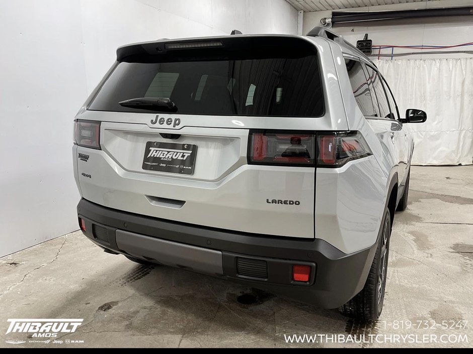 2026 Jeep Cherokee LAREDO