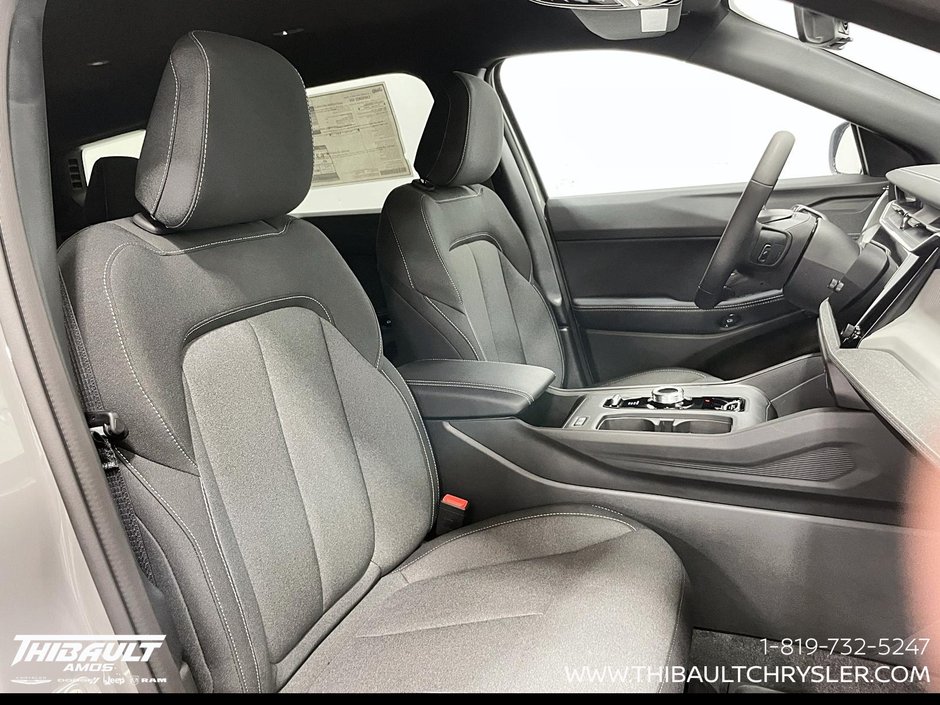 2026 Jeep Cherokee BASE