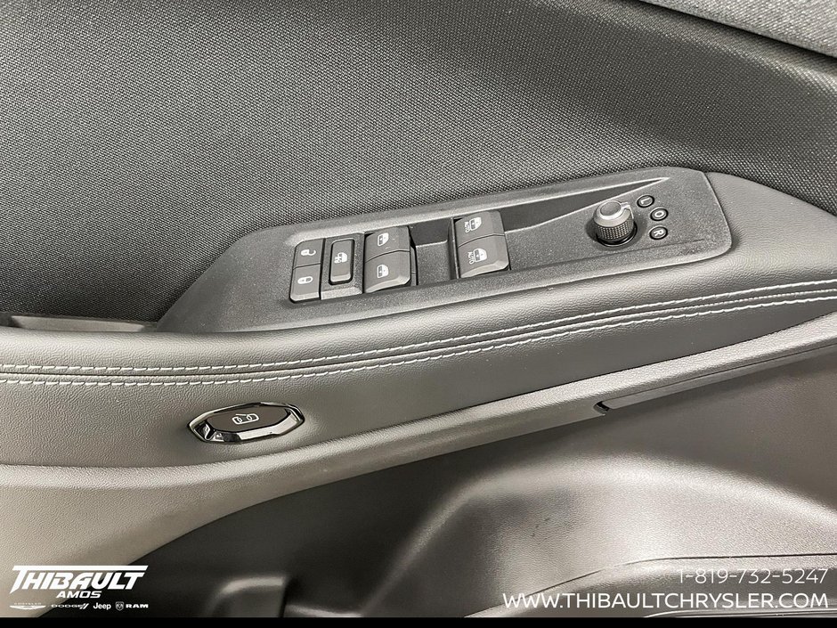 2026 Jeep Cherokee BASE