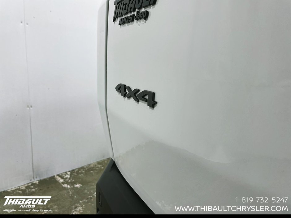 2026 Jeep Cherokee BASE