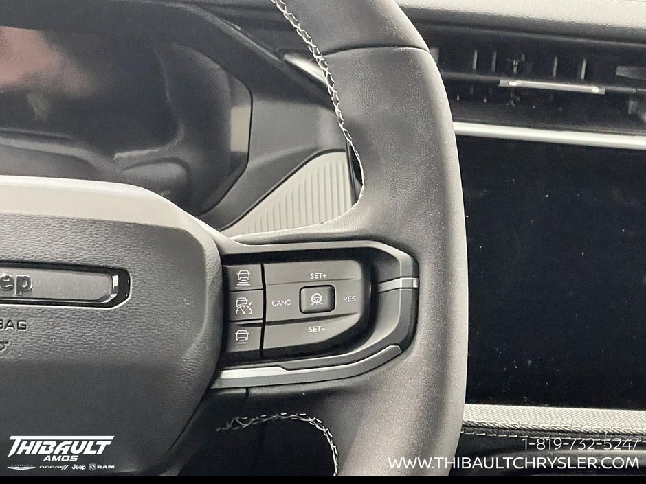 2026 Jeep Cherokee BASE