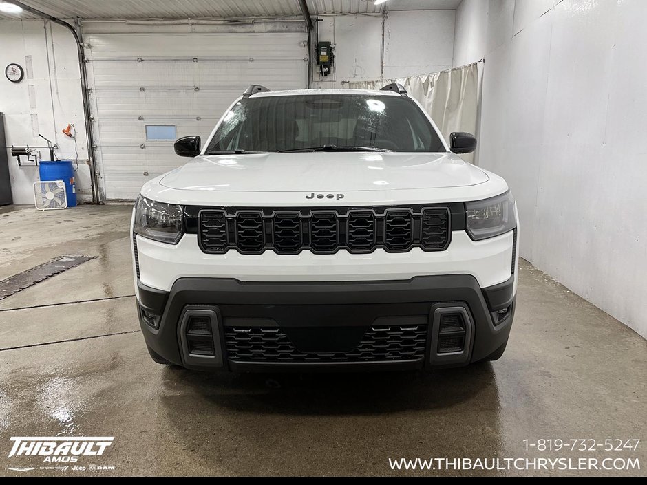 2026 Jeep Cherokee LAREDO