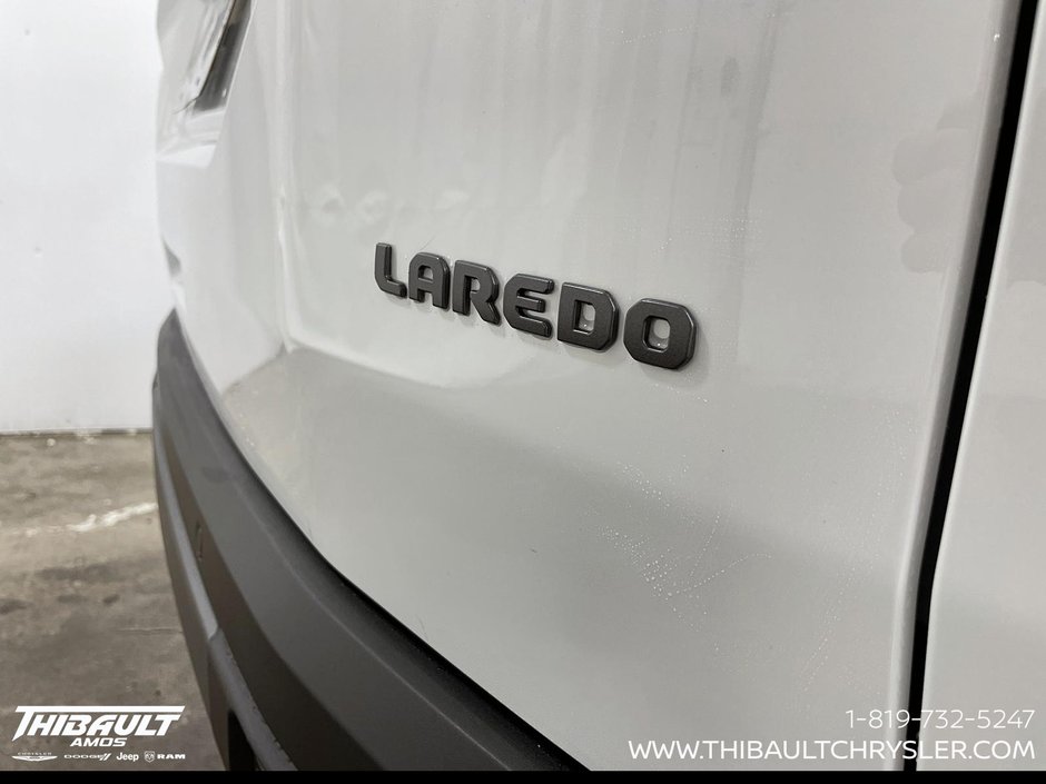 2026 Jeep Cherokee LAREDO