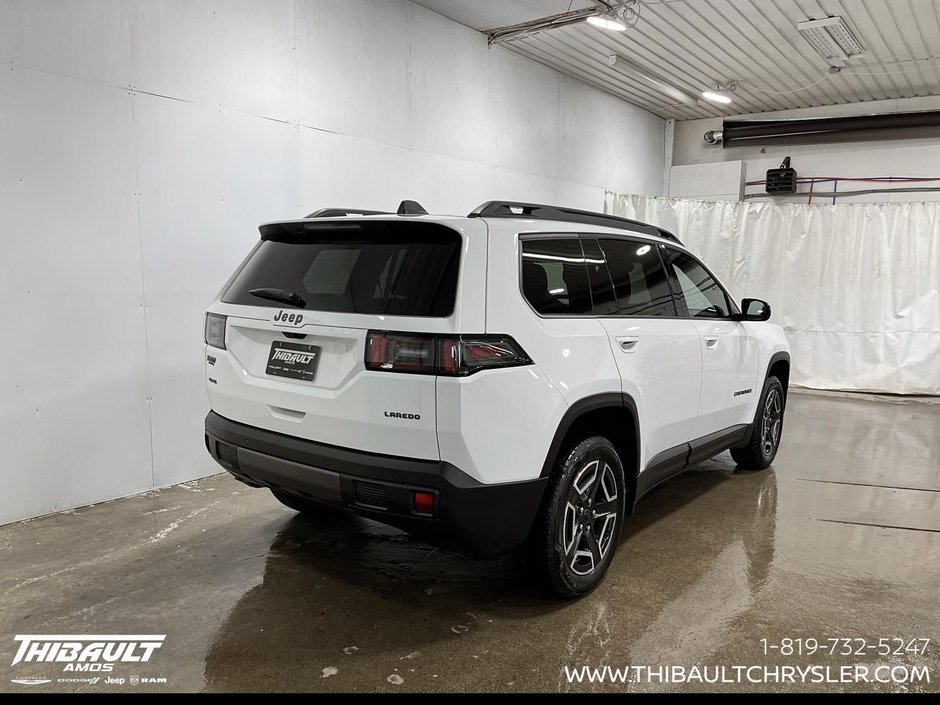 2026 Jeep Cherokee LAREDO