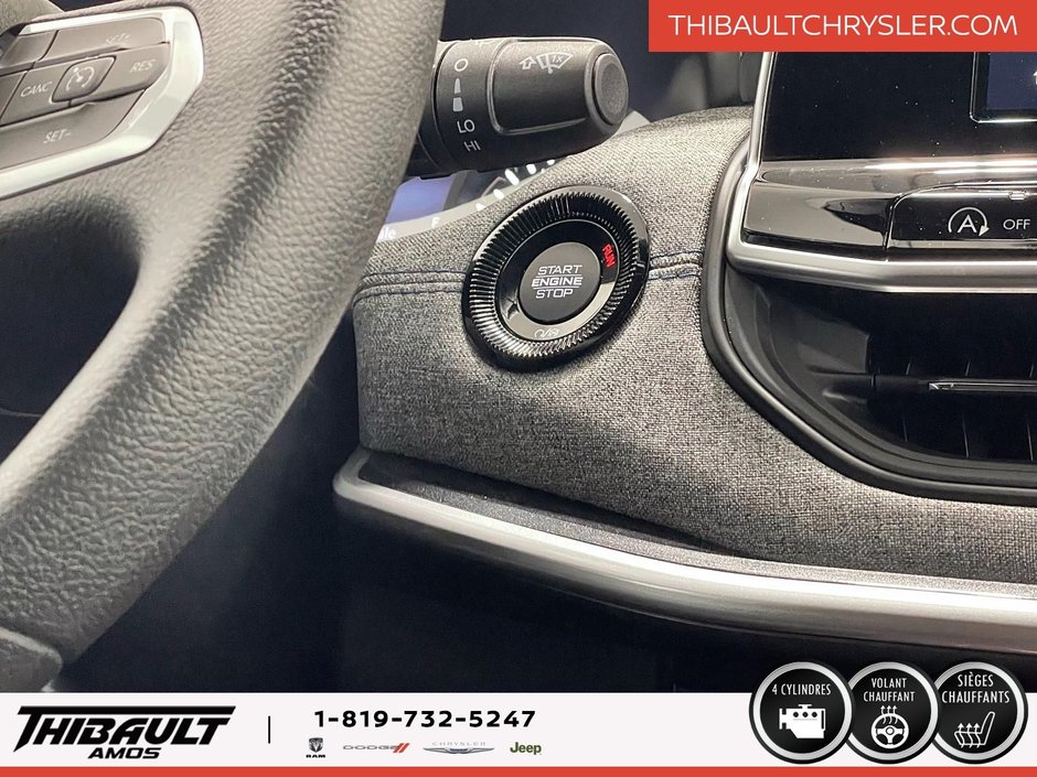 2025 Jeep Compass SPORT
