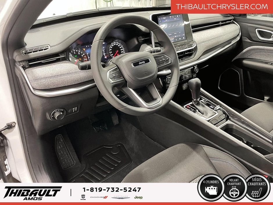 2025 Jeep Compass SPORT