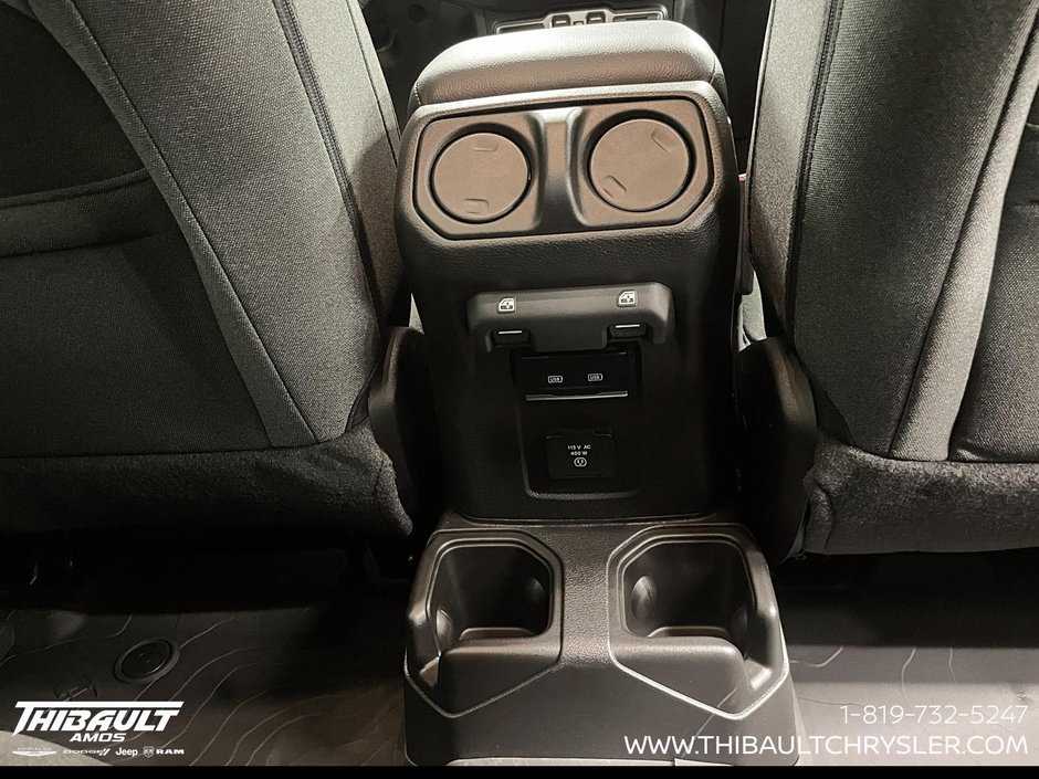2026 Jeep Gladiator NIGHTHAWK