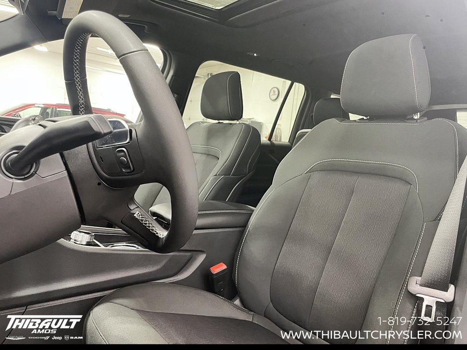 2026 Jeep Grand Cherokee L LAREDO X