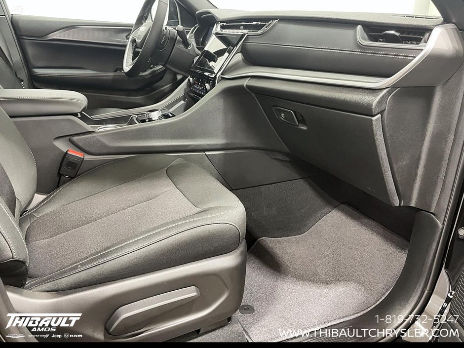 2026 Jeep Grand Cherokee L LAREDO X