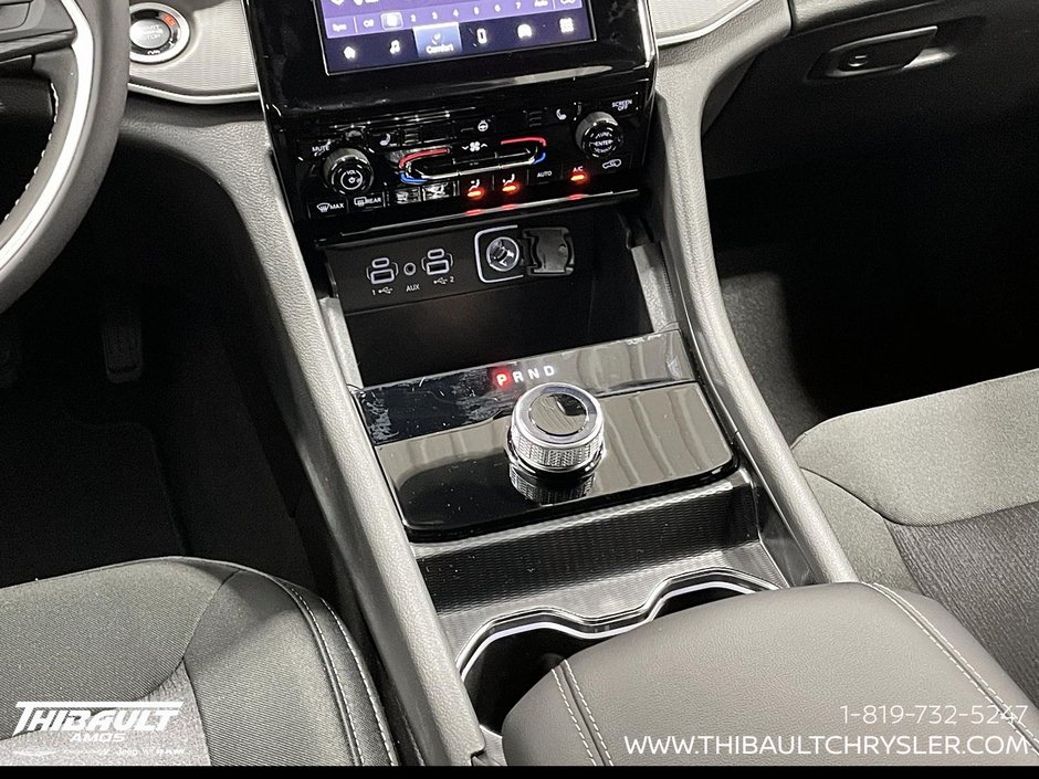 2026 Jeep Grand Cherokee L LAREDO