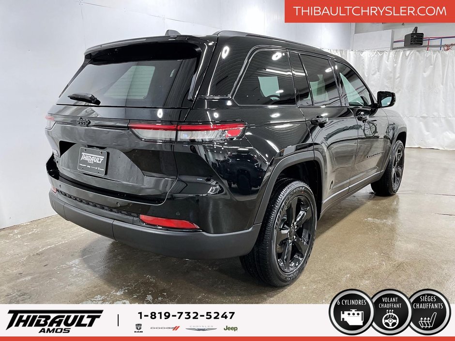 Jeep Grand Cherokee LAREDO ALTITUDE 2025