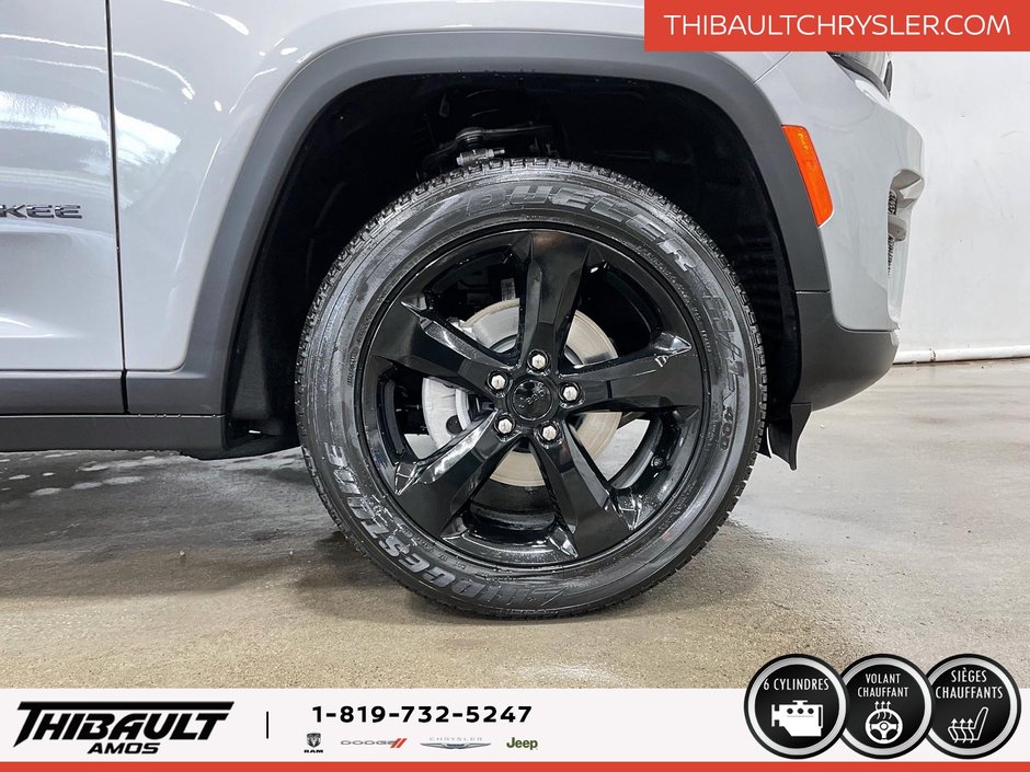 Jeep Grand Cherokee LAREDO ALTITUDE 2025
