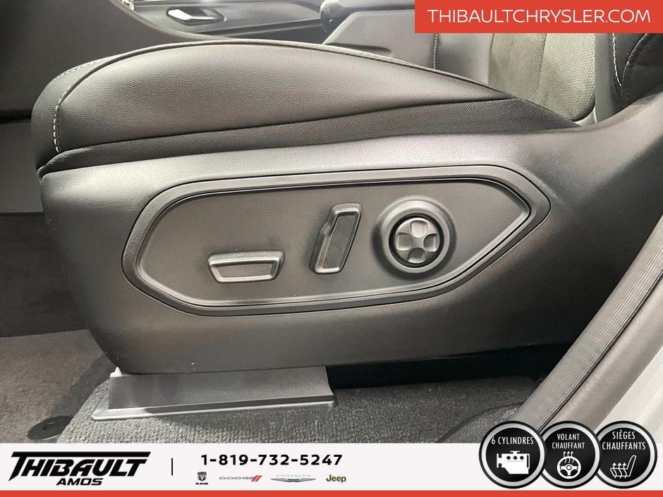 Jeep Grand Cherokee LAREDO ALTITUDE 2025