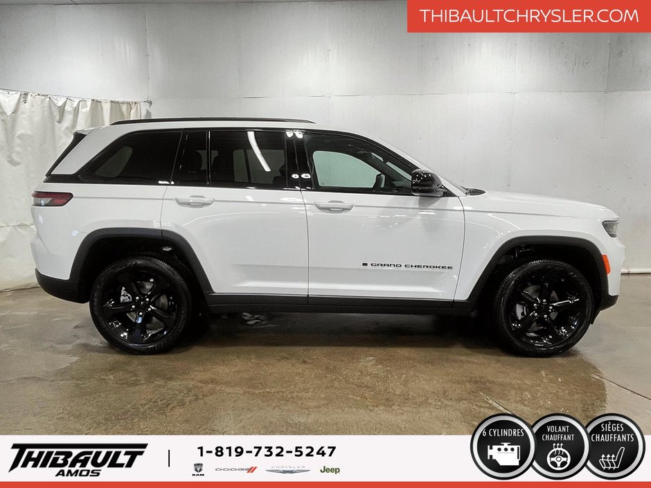 Jeep Grand Cherokee LAREDO ALTITUDE 2025