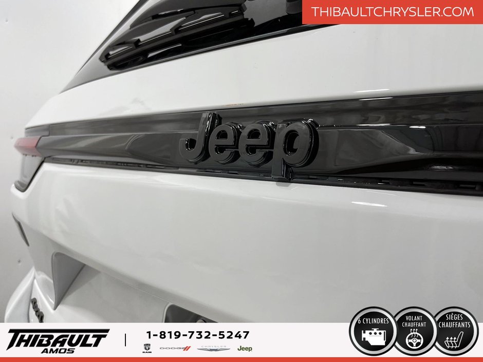 Jeep Grand Cherokee LAREDO ALTITUDE 2025