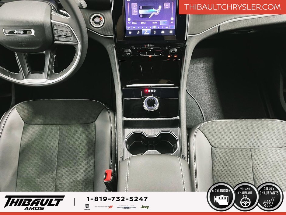Jeep Grand Cherokee LAREDO ALTITUDE 2025