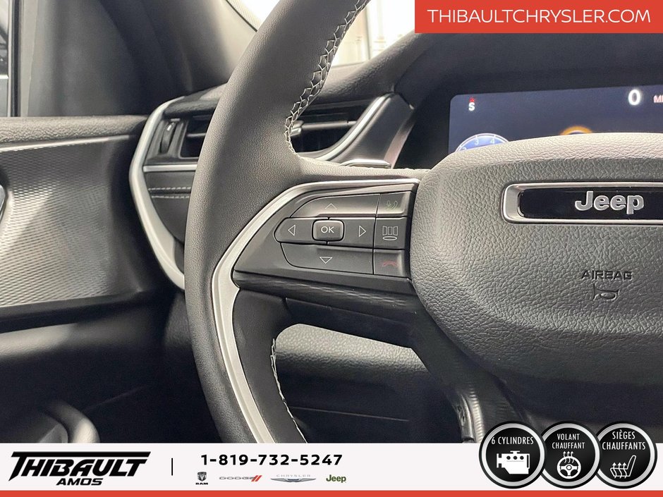 Jeep Grand Cherokee LAREDO ALTITUDE 2025