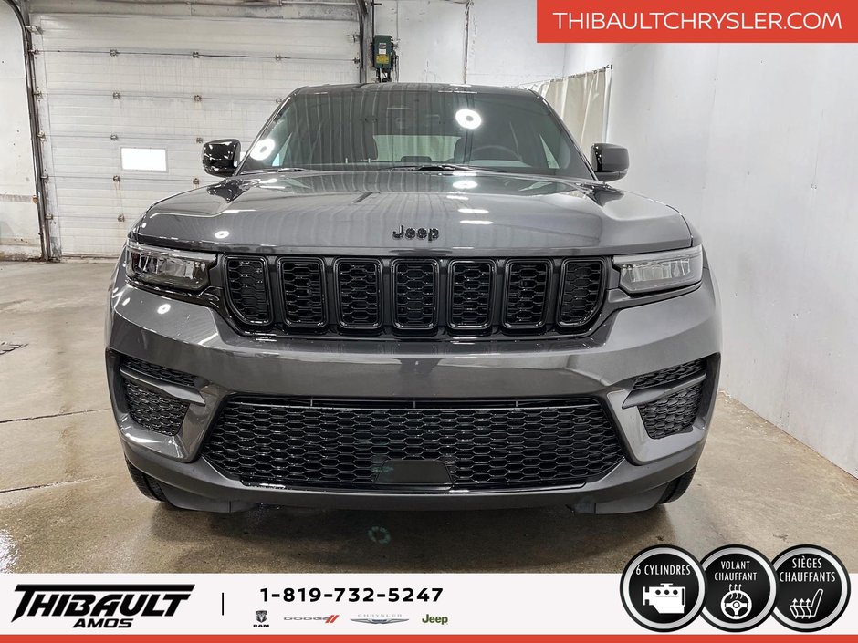 Jeep Grand Cherokee LAREDO ALTITUDE 2025
