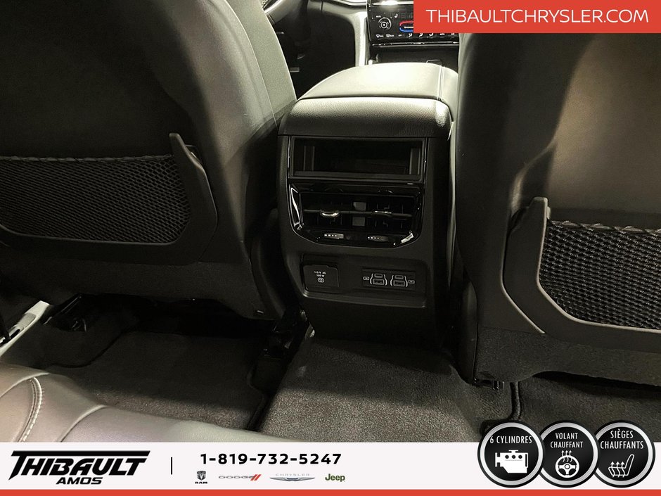 Jeep Grand Cherokee LAREDO ALTITUDE 2025