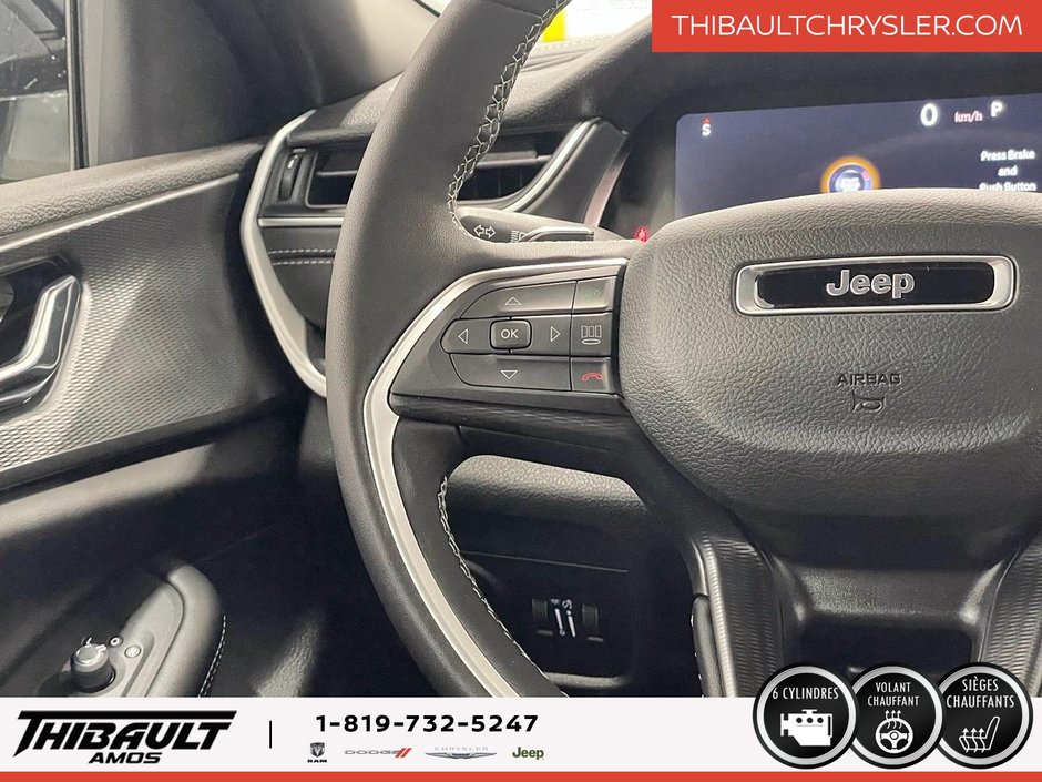 Jeep Grand Cherokee LAREDO ALTITUDE 2025