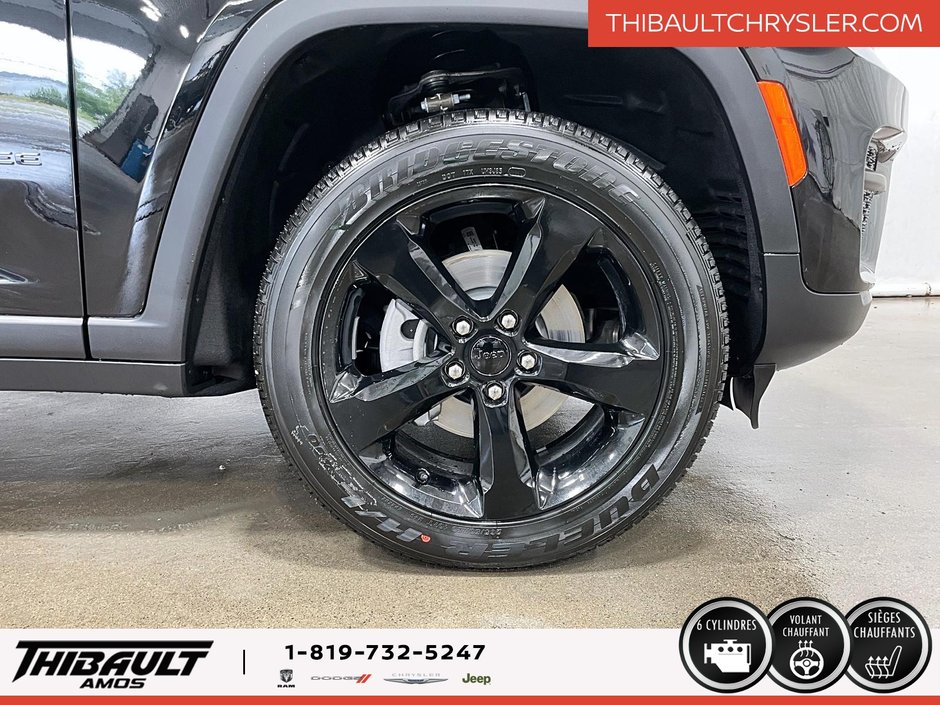 Jeep Grand Cherokee LAREDO ALTITUDE 2025
