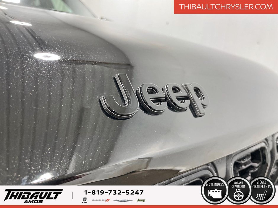 Jeep Grand Cherokee LAREDO ALTITUDE 2025