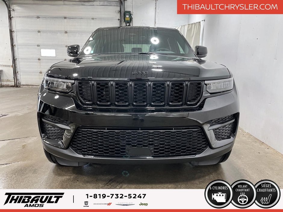 2025 Jeep Grand Cherokee LAREDO ALTITUDE