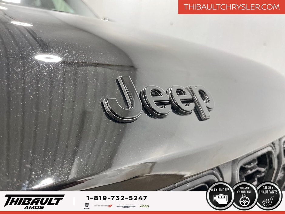 2025 Jeep Grand Cherokee LAREDO ALTITUDE