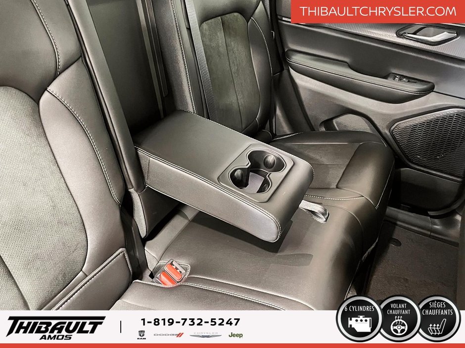 2025 Jeep Grand Cherokee LAREDO ALTITUDE