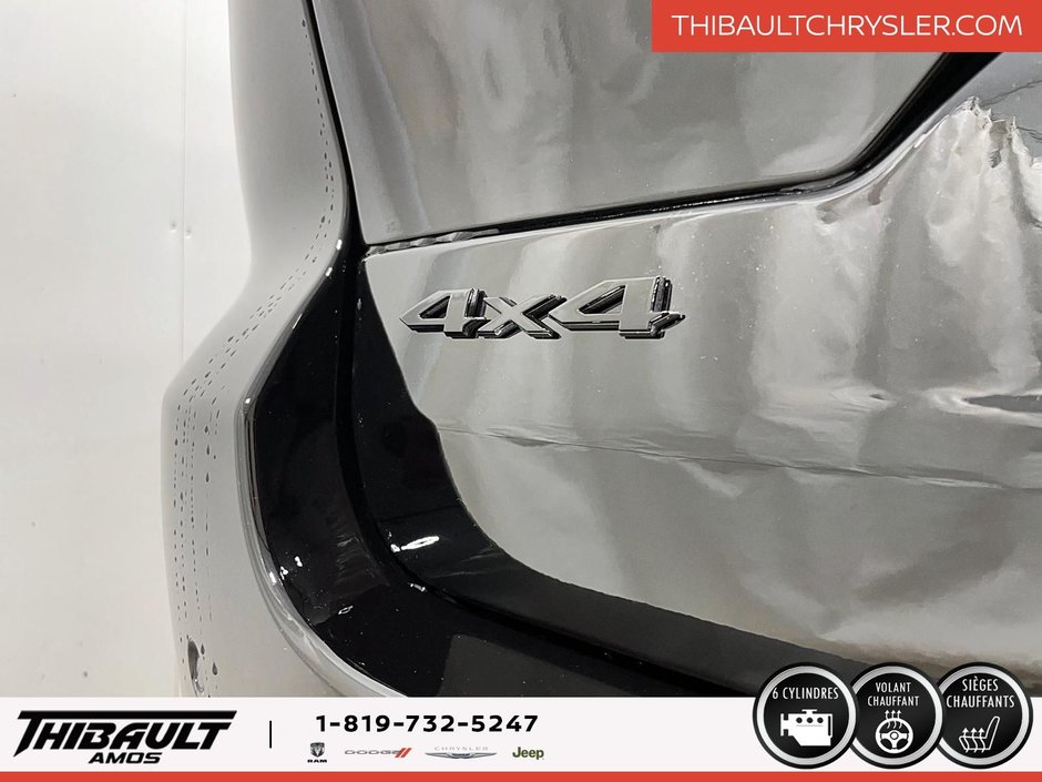 2025 Jeep Grand Cherokee LAREDO ALTITUDE