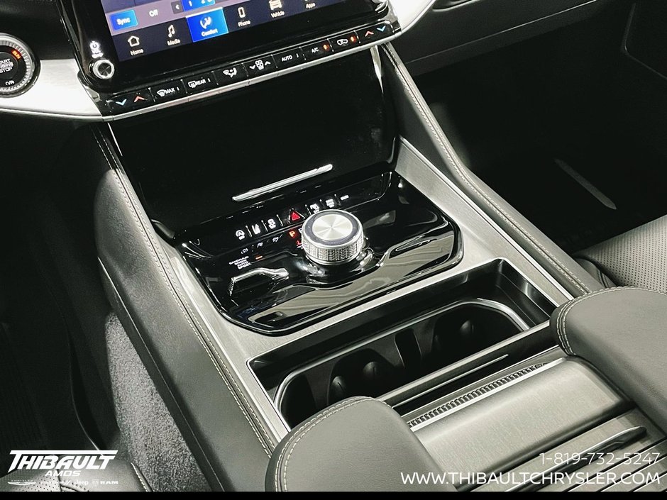 2026 Jeep Grand Wagoneer L BASE