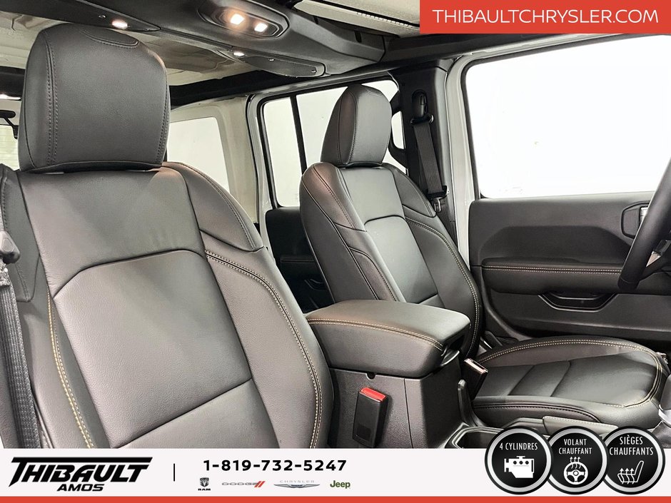 Jeep WRANGLER 4-Door SAHARA 2025