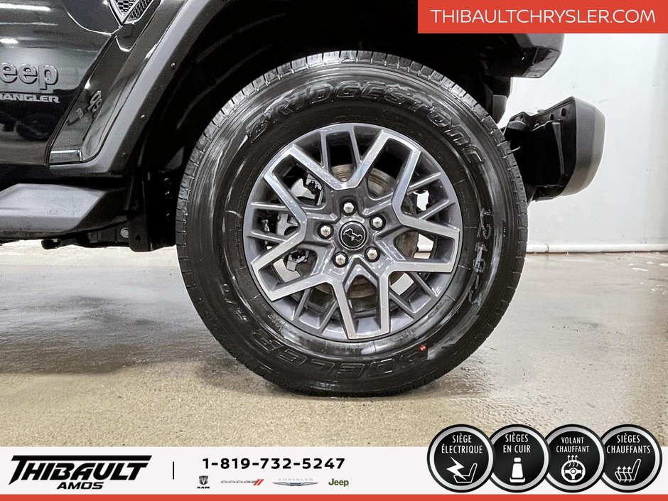 Jeep WRANGLER 4-Door SAHARA 2025