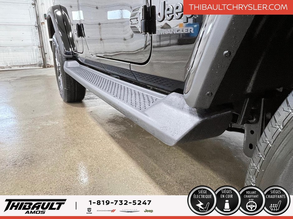 Jeep WRANGLER 4-Door SAHARA 2025
