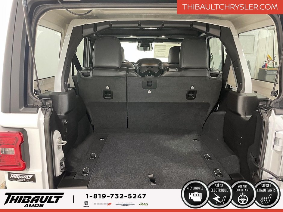 2025 Jeep WRANGLER 4-Door SAHARA