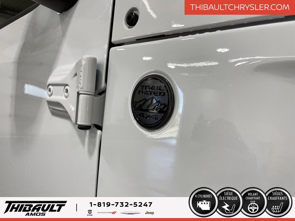 2025 Jeep WRANGLER 4-Door SAHARA