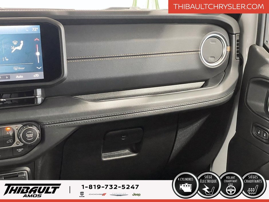 2025 Jeep WRANGLER 4-Door SAHARA