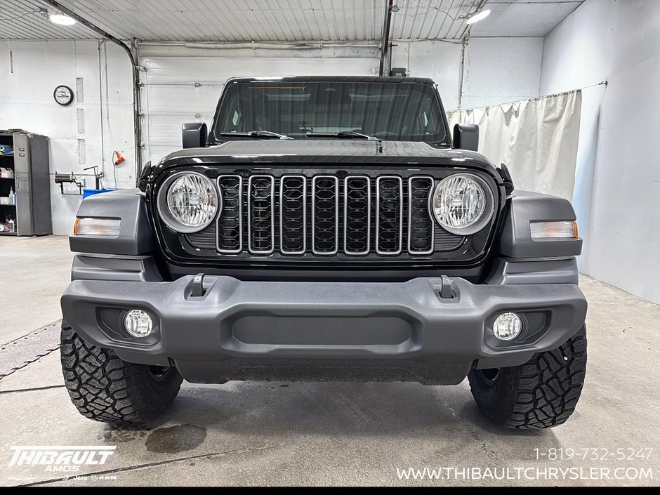 2025 Jeep Wrangler SPORT S